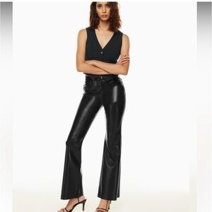 Aritzia Wilfred Beatrix Pant NWOT Size 2
